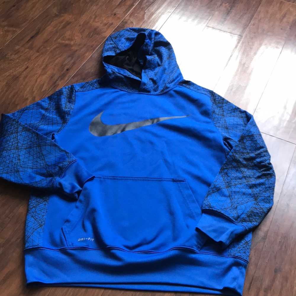 Boys NIKE Pull over Sweatshirt